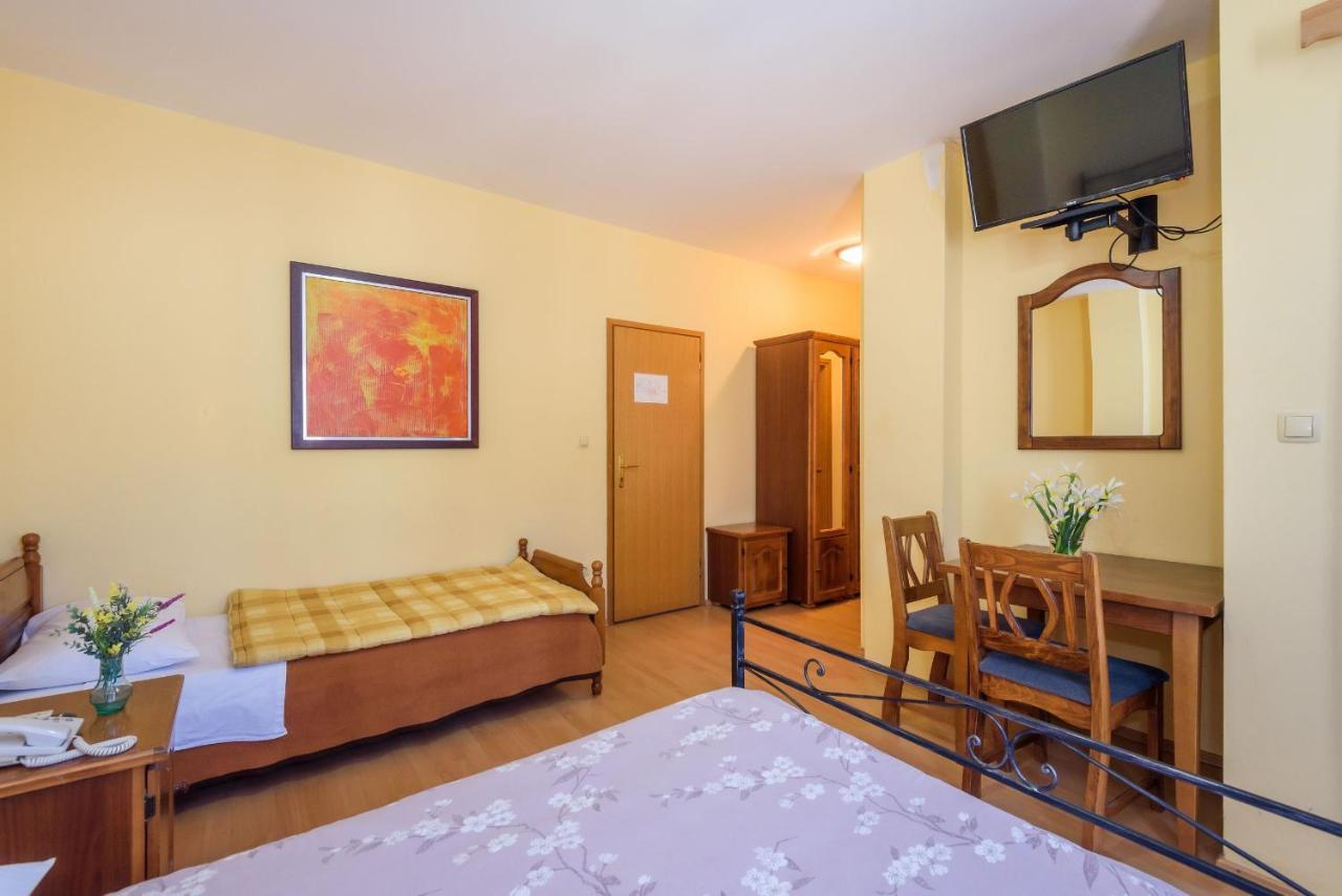 Djudja I Mate Bed and Breakfast Vid Εξωτερικό φωτογραφία
