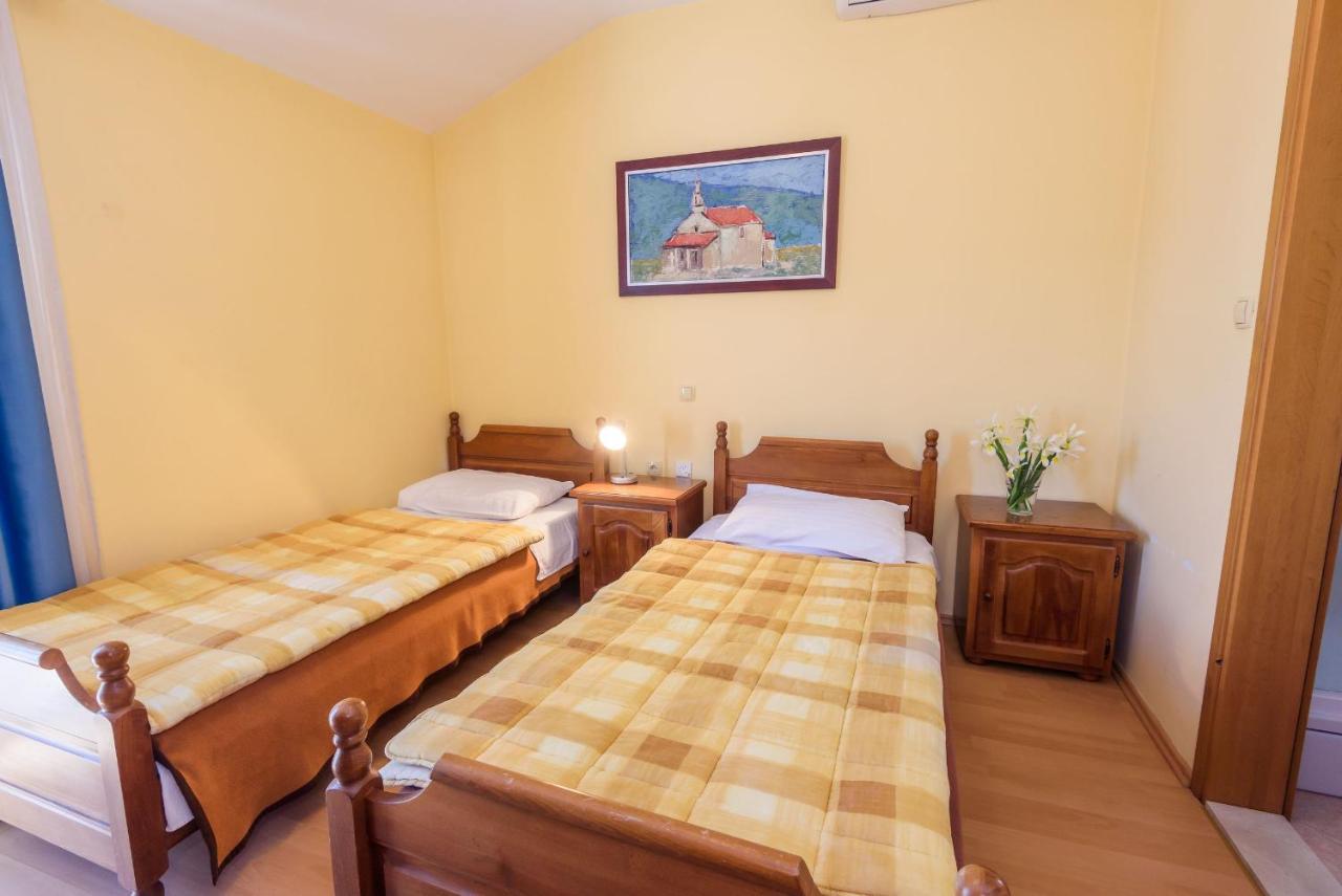 Djudja I Mate Bed and Breakfast Vid Εξωτερικό φωτογραφία